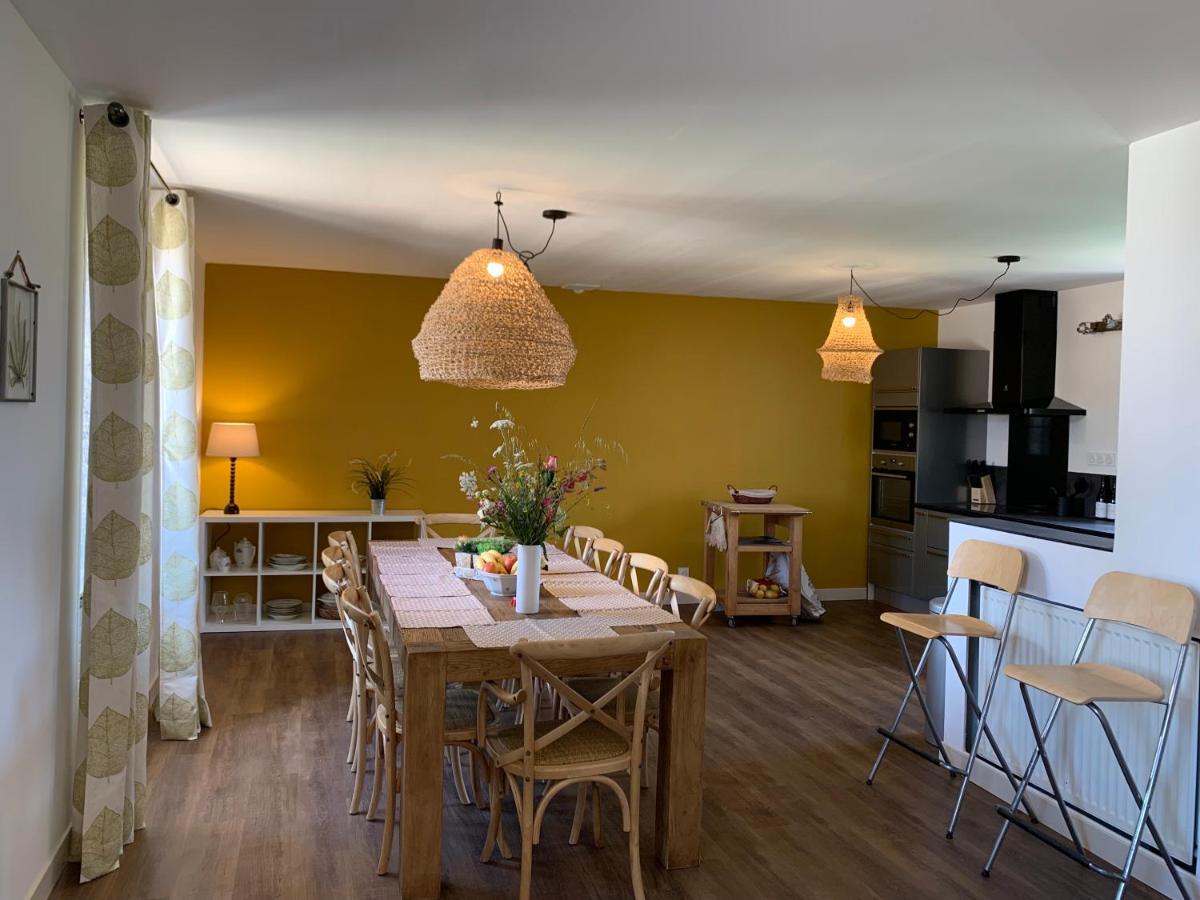 Chateau Du Mauny, Gites Et Chambres D'Hotes En Bourgogne Rosey 外观 照片