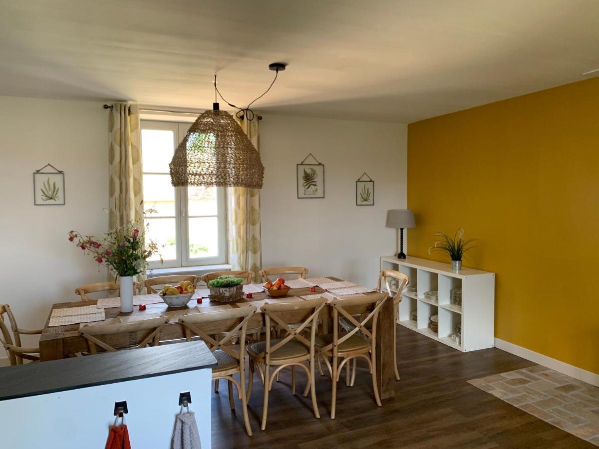 Chateau Du Mauny, Gites Et Chambres D'Hotes En Bourgogne Rosey 外观 照片
