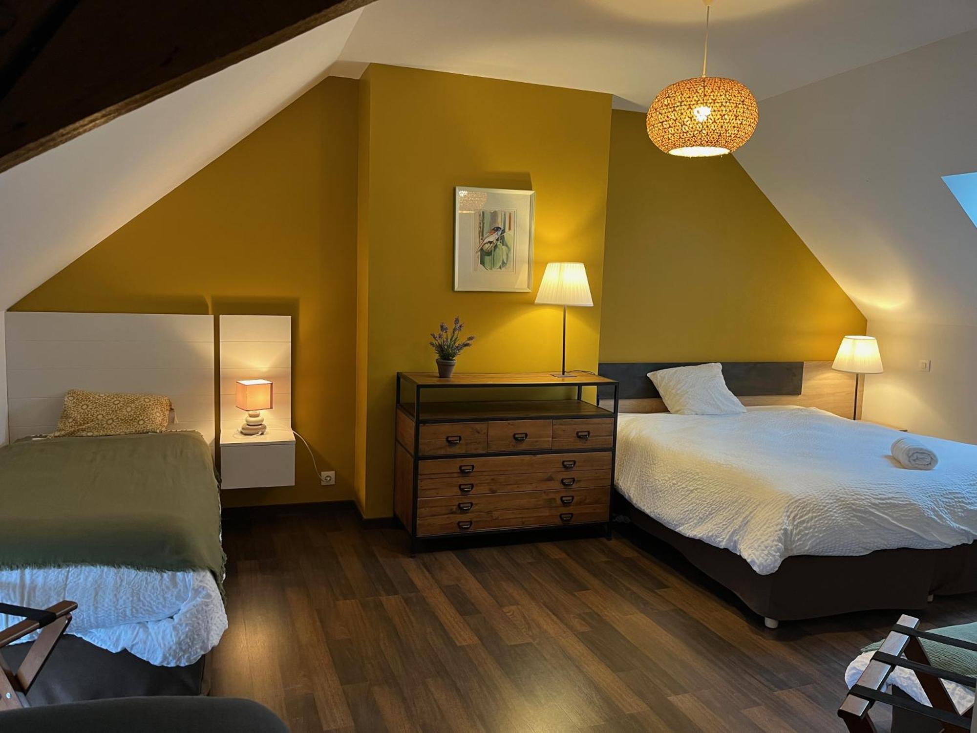 Chateau Du Mauny, Gites Et Chambres D'Hotes En Bourgogne Rosey 外观 照片